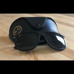 Black Ray Bans with Case